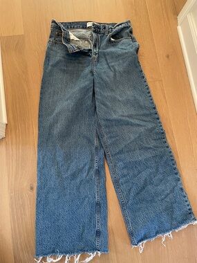 Abercrombie & Fitch Wide Leg Frayed Hem Jeans - Medium Blue